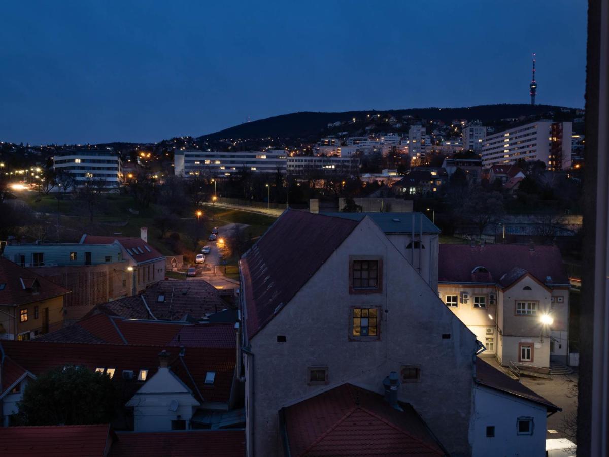 Pajger Apartman Egyetemvaros 佩奇 外观 照片